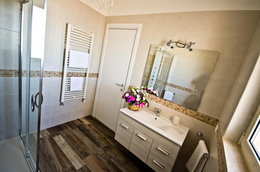 Hotel Vistamare House Monopoli Pokój zdjęcie